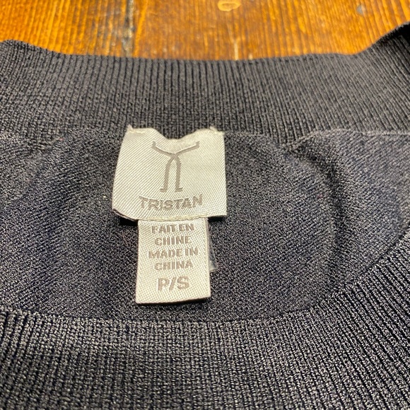 Sweater - Picture 2 of 5